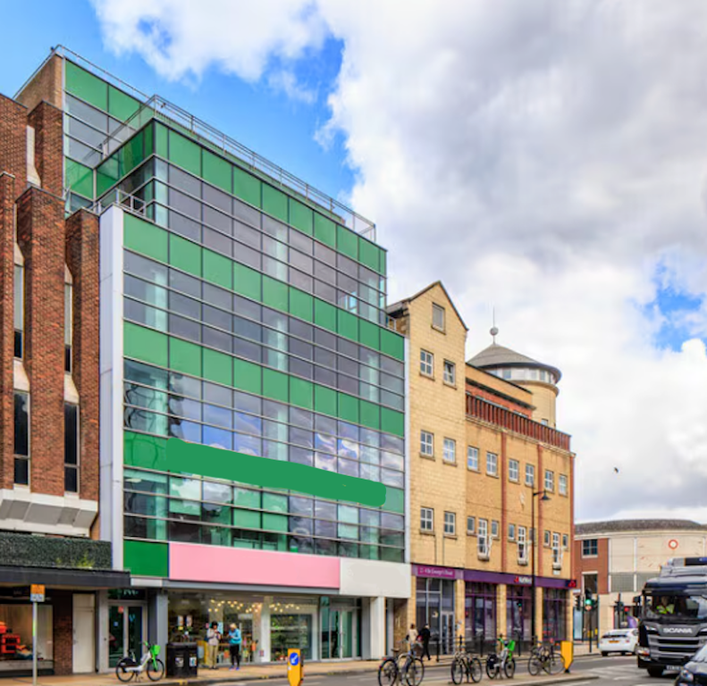 Property photo 1 of 7 Photo 0