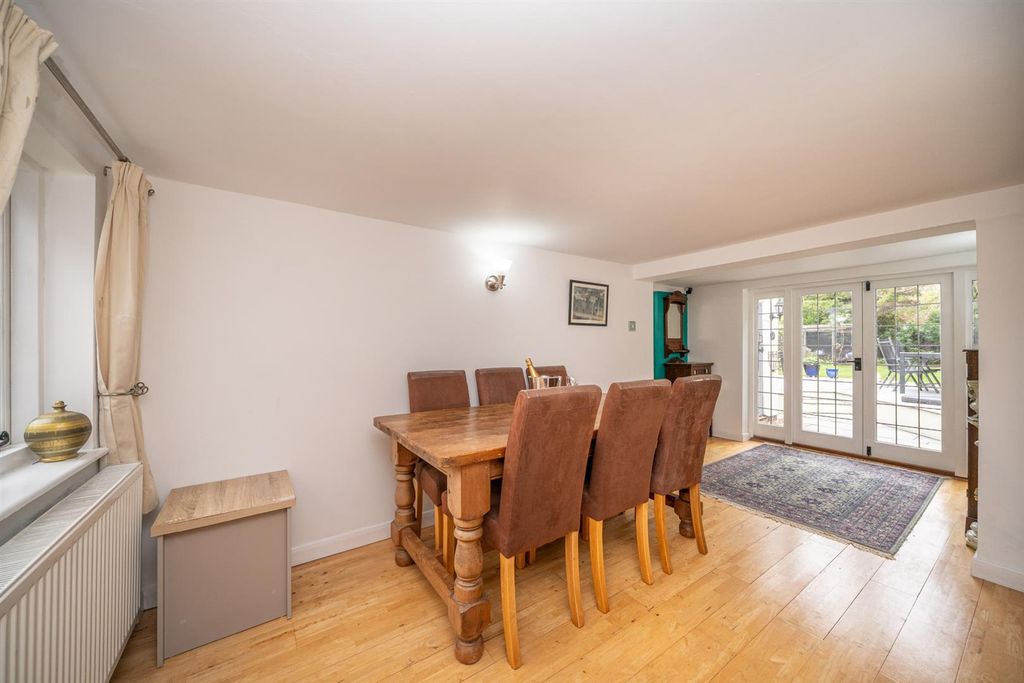 Property photo 3 of 23 31-The-Green-1008.Jpg