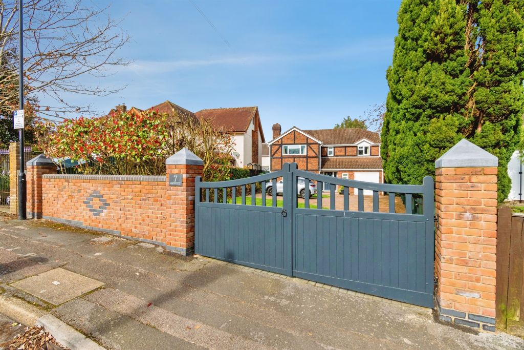 Property photo 1 of 23