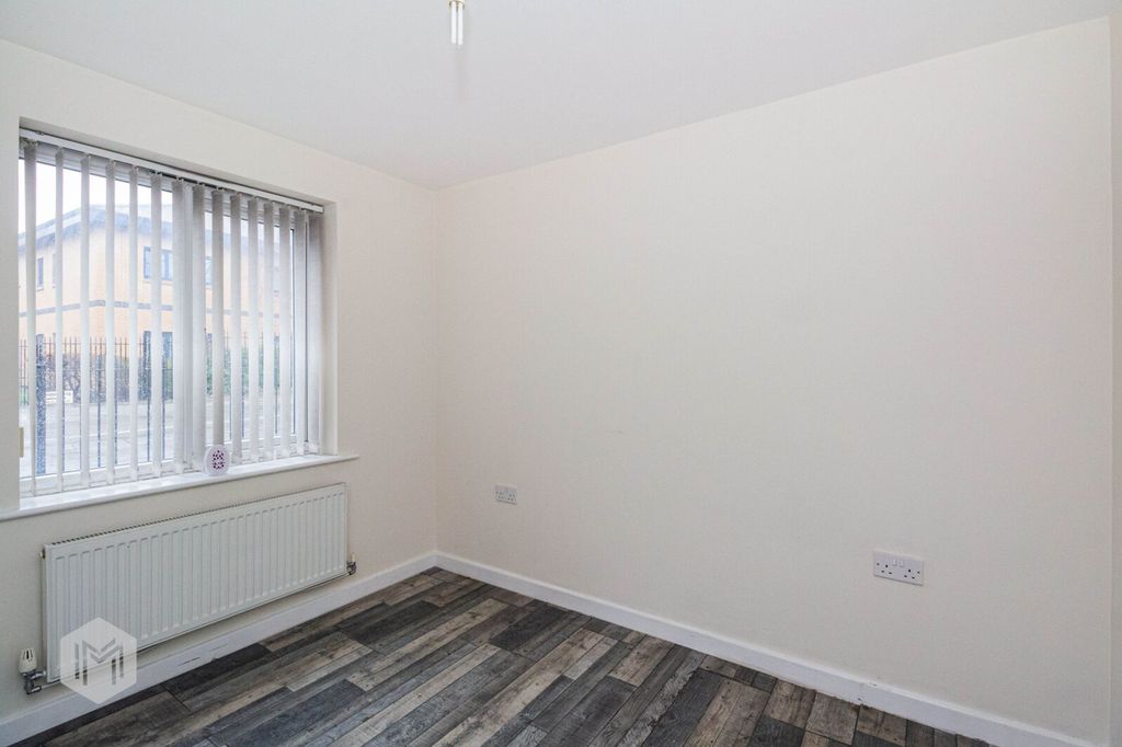 Property photo 3 of 20 Picture No. 03