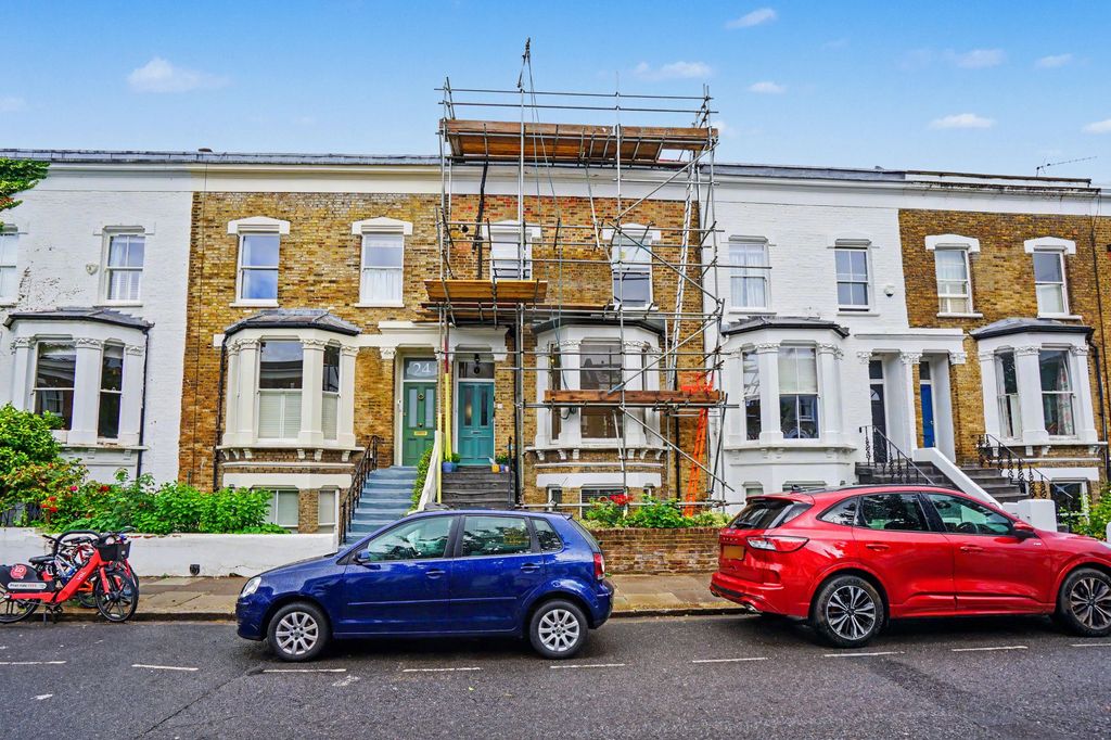 Property photo 1 of 9 22B Benbow Road, London W6 0Ag