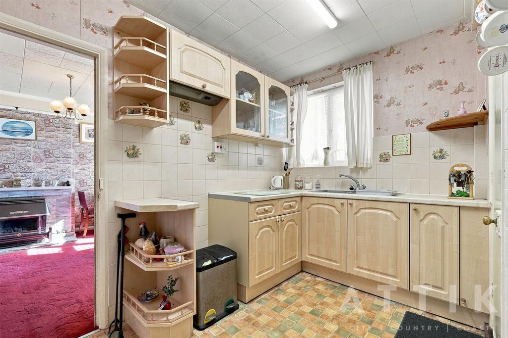 Property photo 3 of 29 Morse_Road_004.Jpg