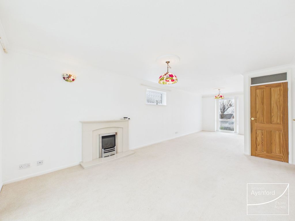 Property photo 2 of 23