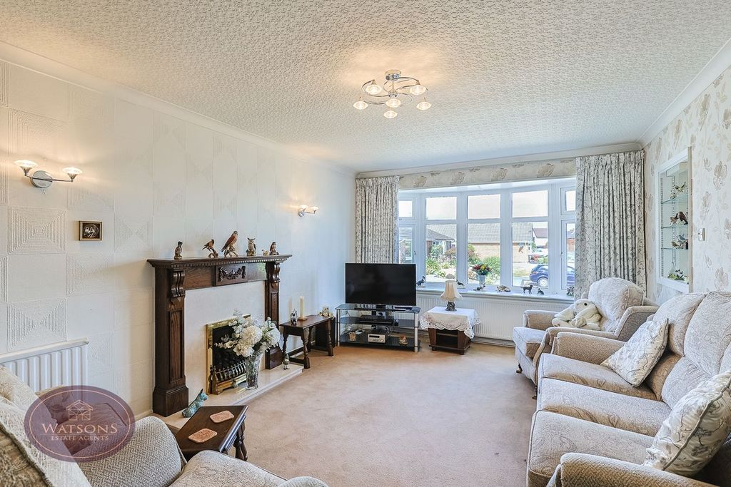 Property photo 3 of 24
