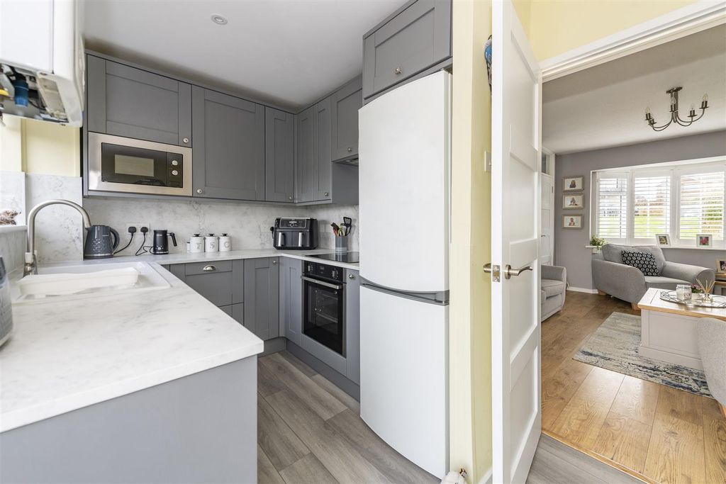 Property photo 2 of 15 4-Jeffreys-Way-(3).Jpg