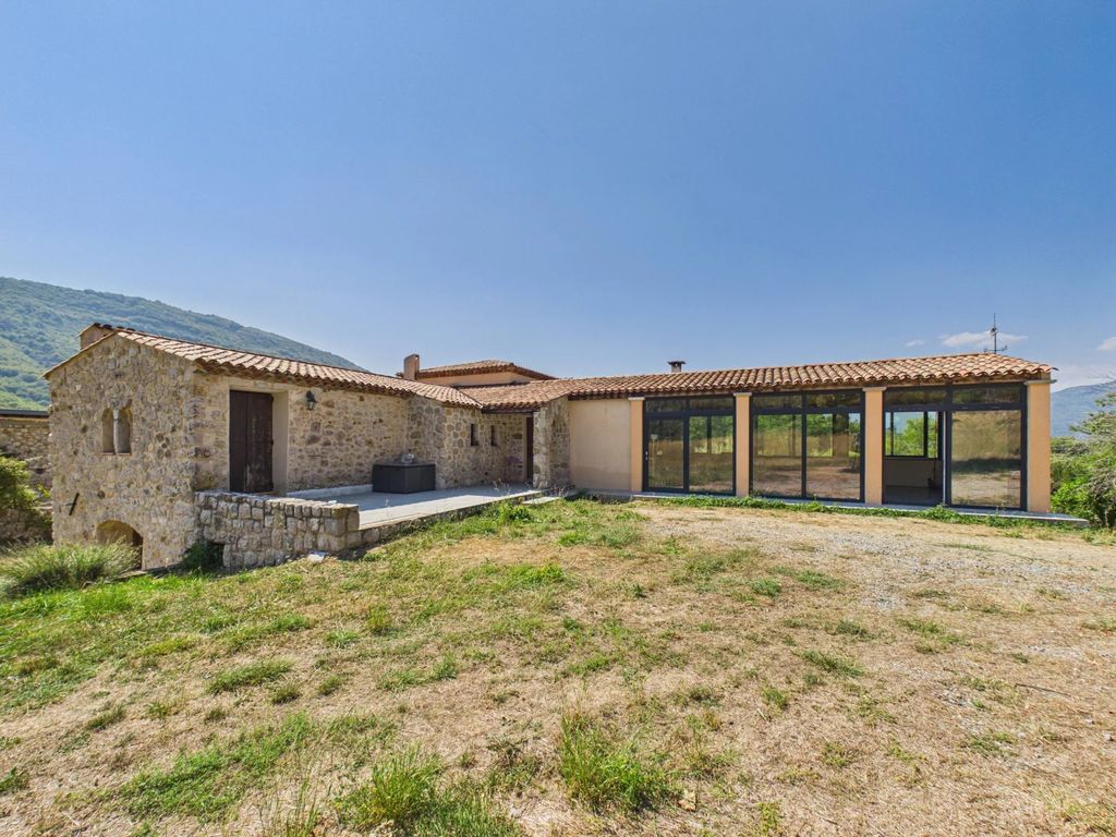 Property photo 1 of 25 Main Exterior View