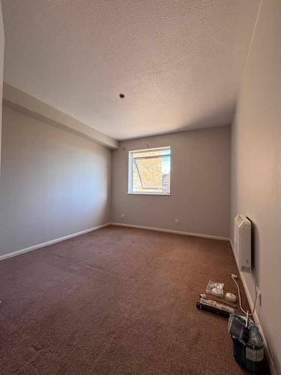 Property photo 3 of 3