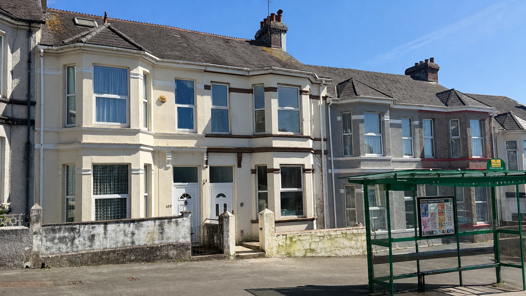 Property photo 1 of 11