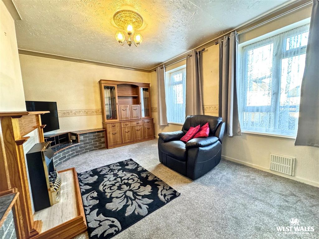 Property photo 2 of 19 Img_1120.Jpg