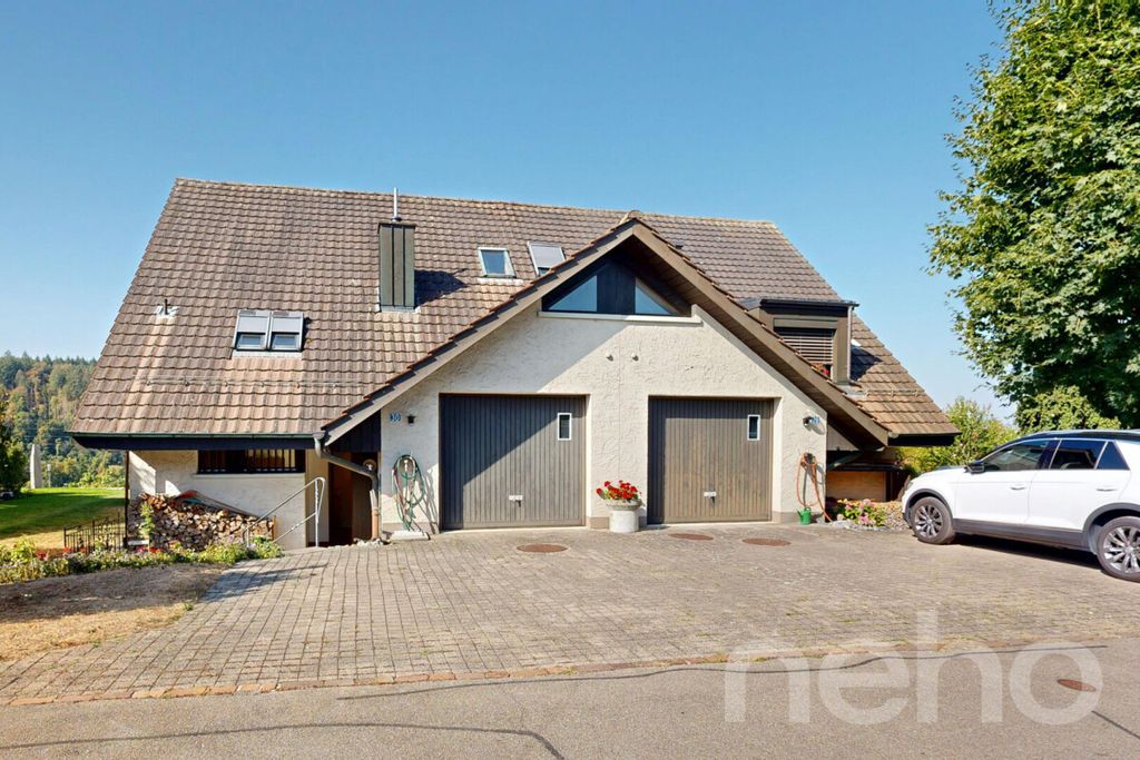 Property photo 3 of 12