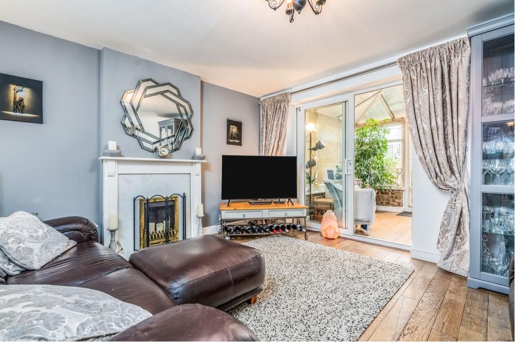 Property photo 2 of 17 Image