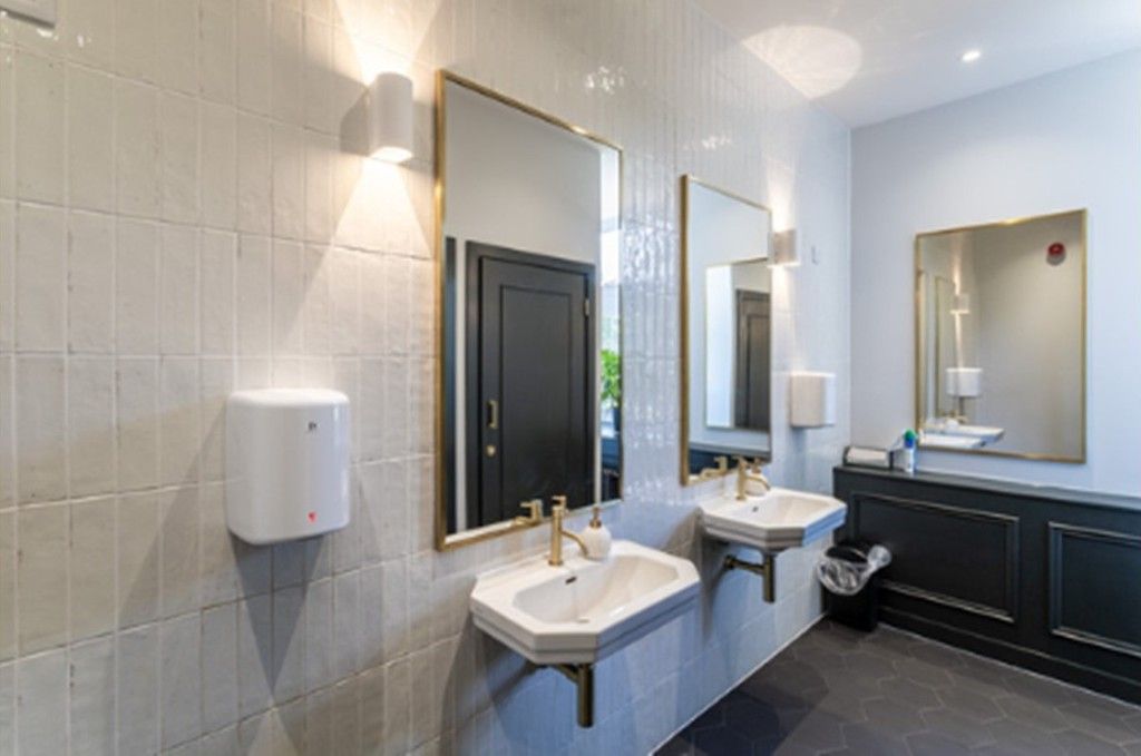 Property photo 3 of 11 Photo 2