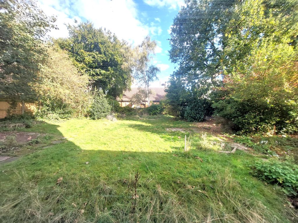 Property photo 2 of 11