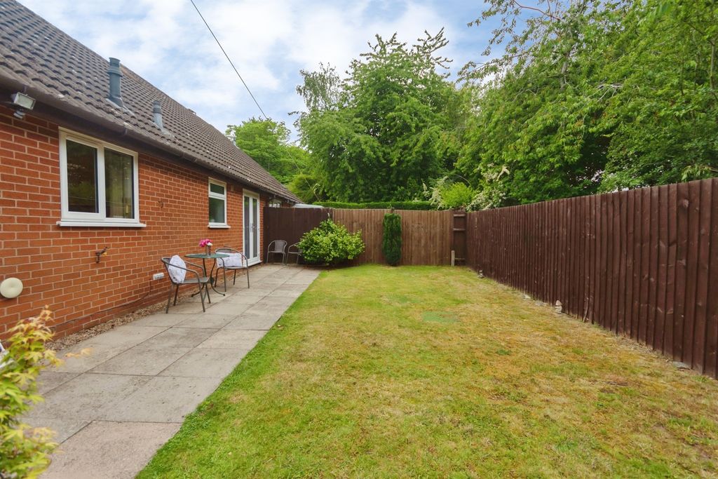Property photo 2 of 19