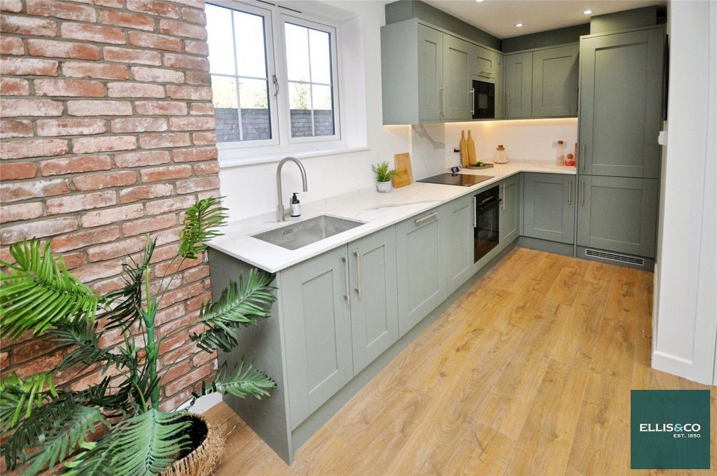 Property photo 2 of 9 Picture No. 03