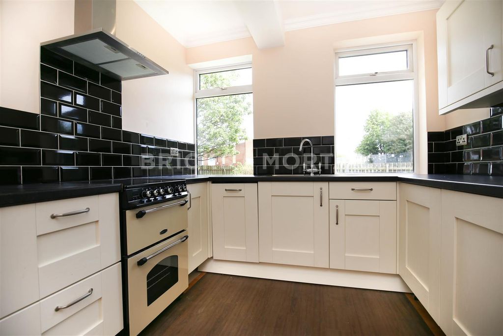 Property photo 3 of 15 Kl5Gbq20Iequnrezyp4Luq.Jpg