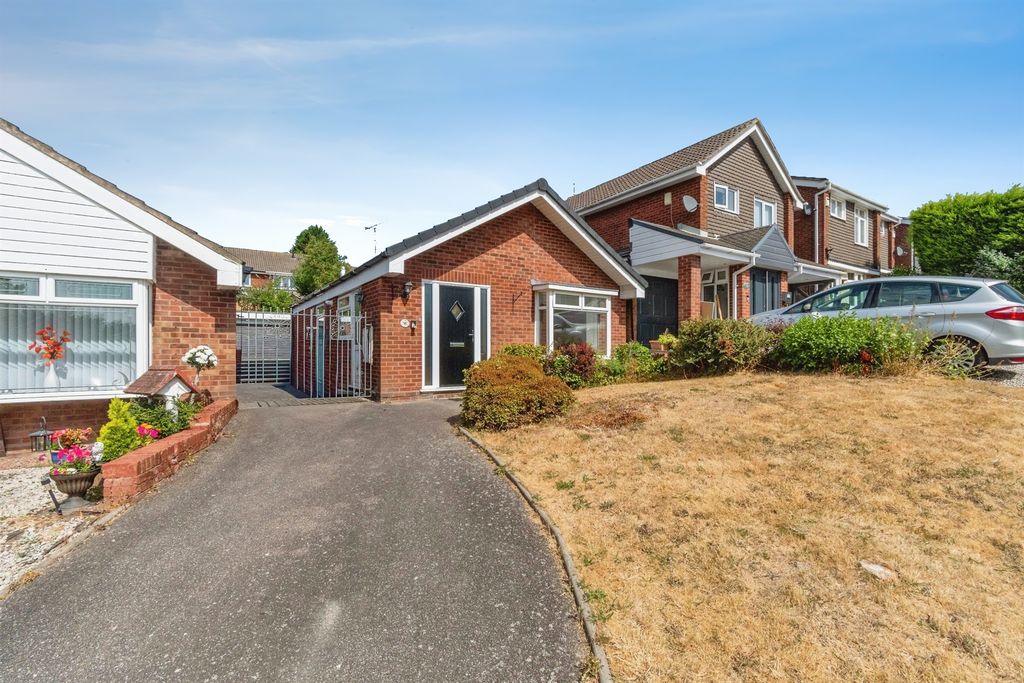 Property photo 1 of 18