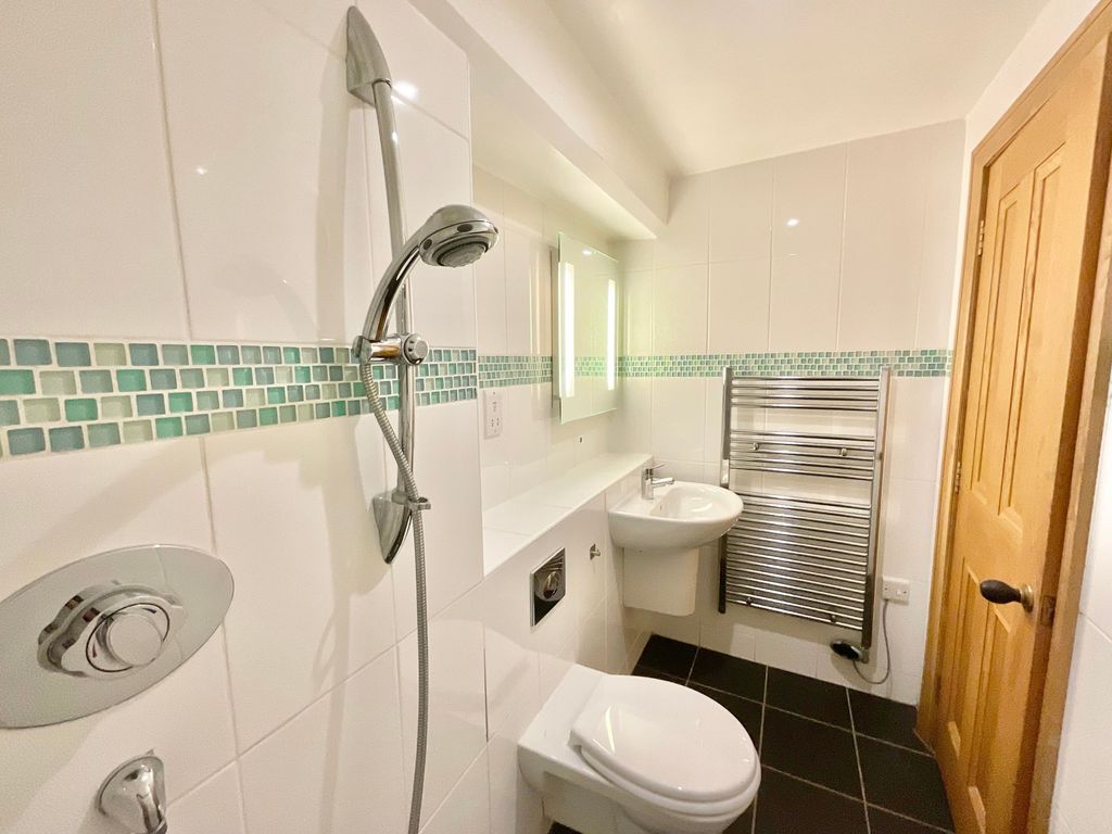 Additional image 8 of 2 bed flat for saleSidmouth Avenue, Newcastle ST5