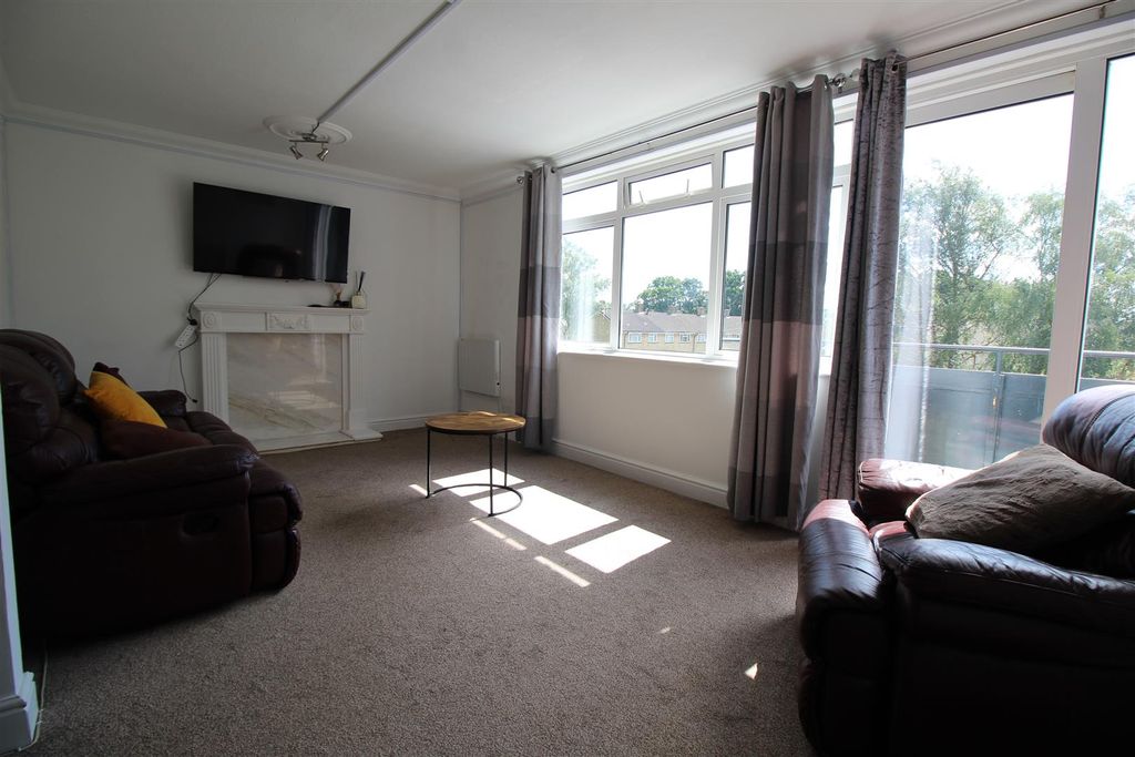 Property photo 2 of 9 Img_8830.Jpg