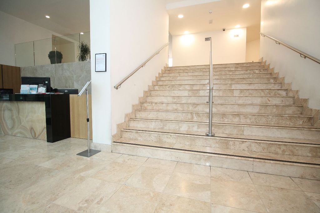 Additional image 21 of 1 bed flat to rentCity Tower, Limeharbour, Canary Wharf E14