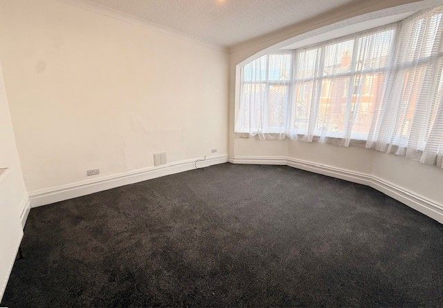 Property photo 2 of 12 Photo