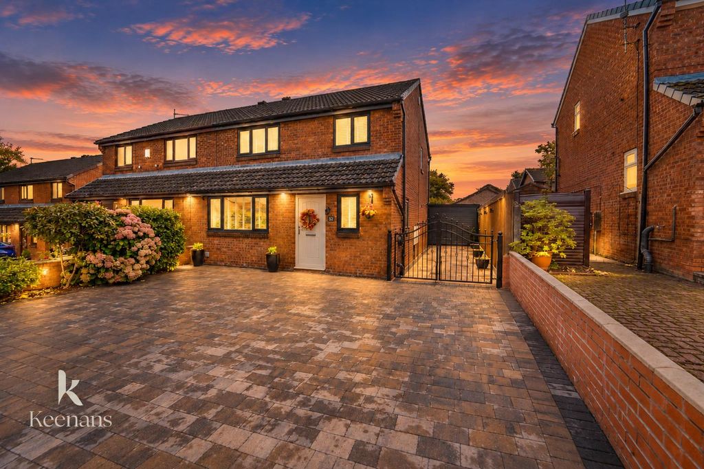 Property photo 1 of 48