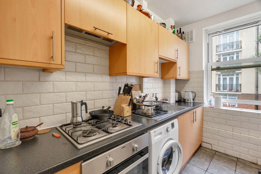 Property photo 3 of 10 Picture No. 03