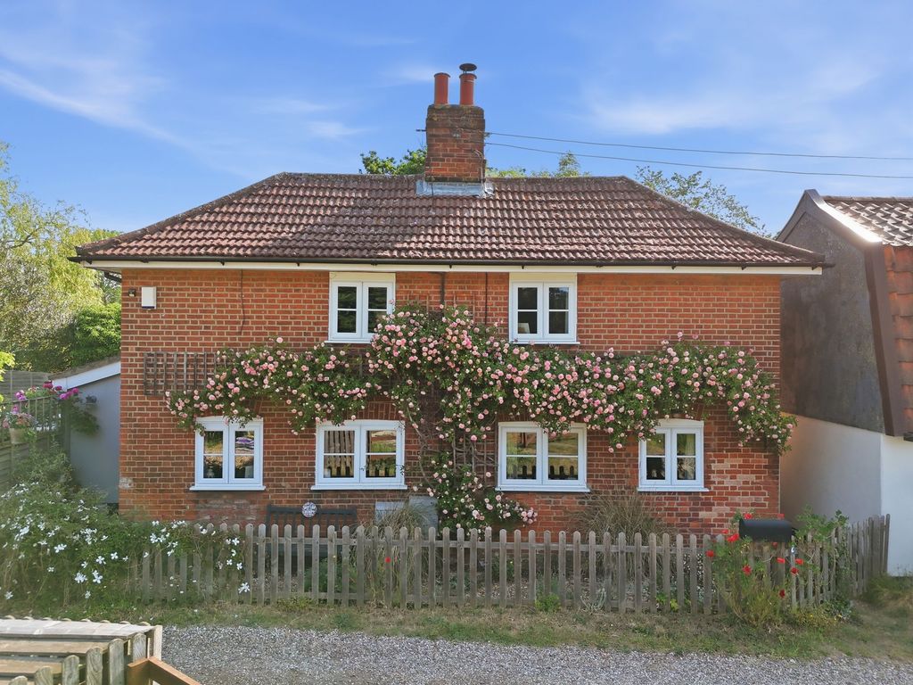 Property photo 2 of 36