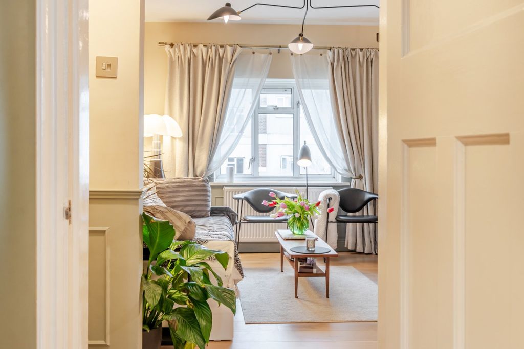 Property photo 2 of 20 Picture No. 09