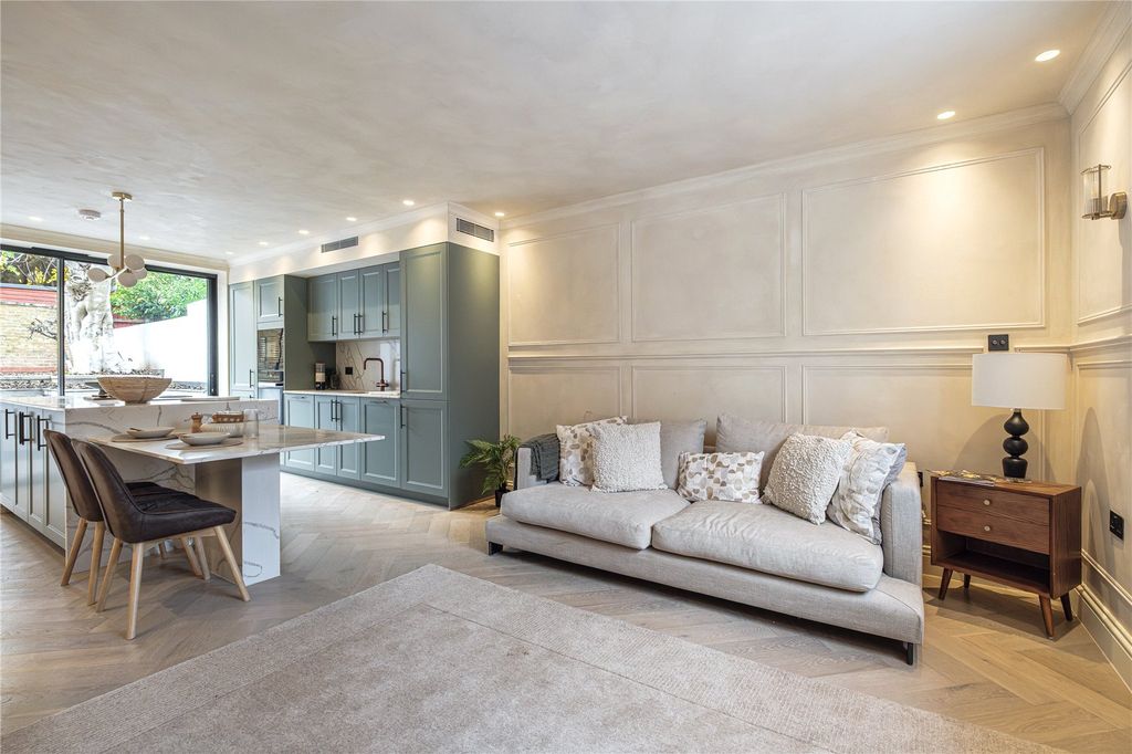 Property photo 1 of 26 Picture No. 24