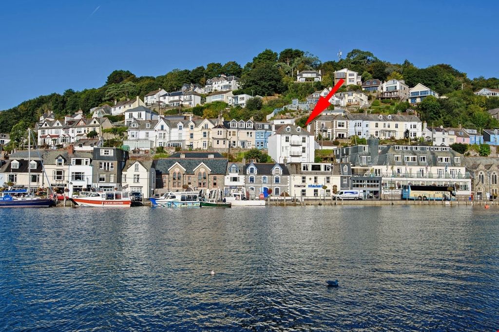 Property photo 1 of 17 c691c789-c940-4Dd6-919F-d01B371A745B
