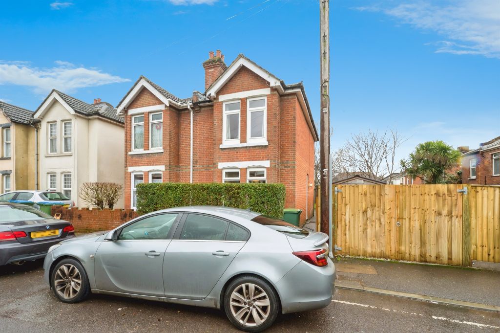 Property photo 1 of 14