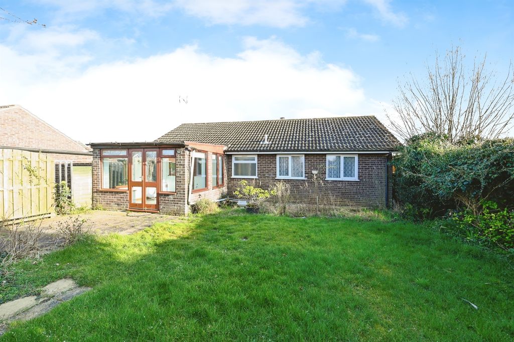 Property photo 1 of 17