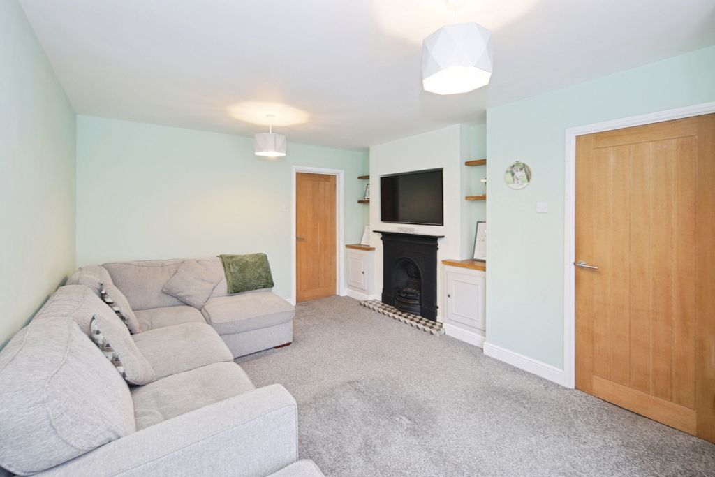 Property photo 2 of 17 Pbox-Img.Jpg