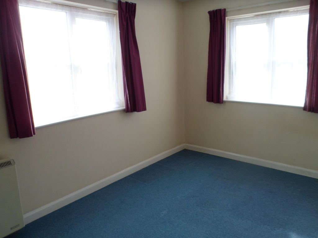 Property photo 3 of 4 Bedroom 1