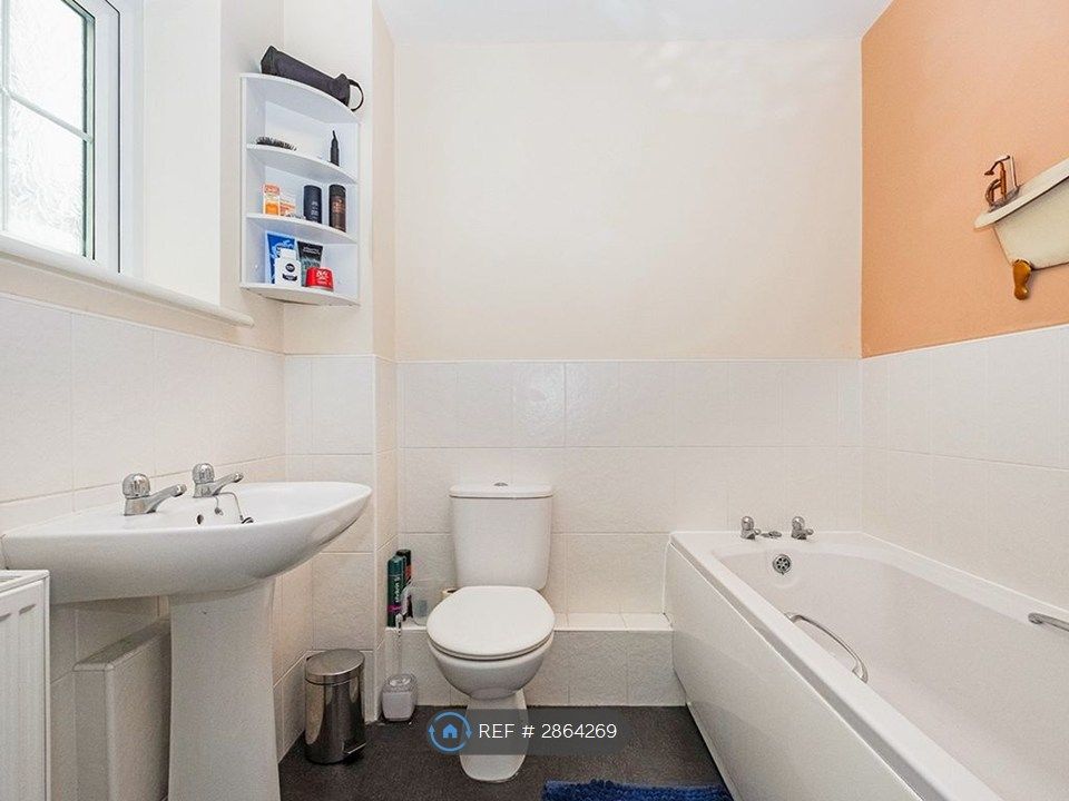 Property photo 3 of 6