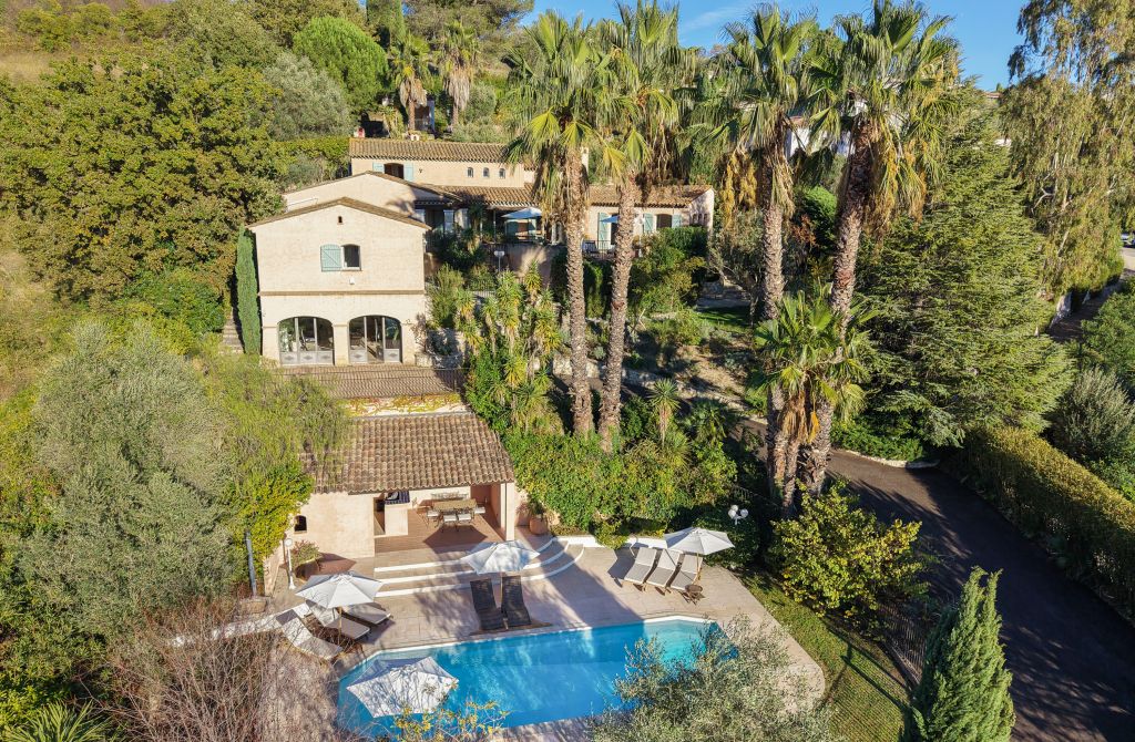 Property photo 1 of 30