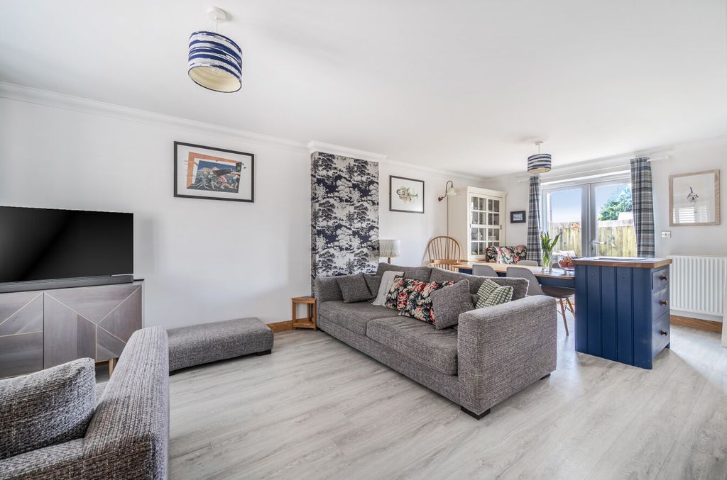 Property photo 3 of 18 1456867-5-6A03739...