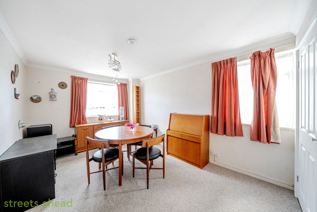 Property photo 3 of 18 4072d5E0-1d9F-41B...