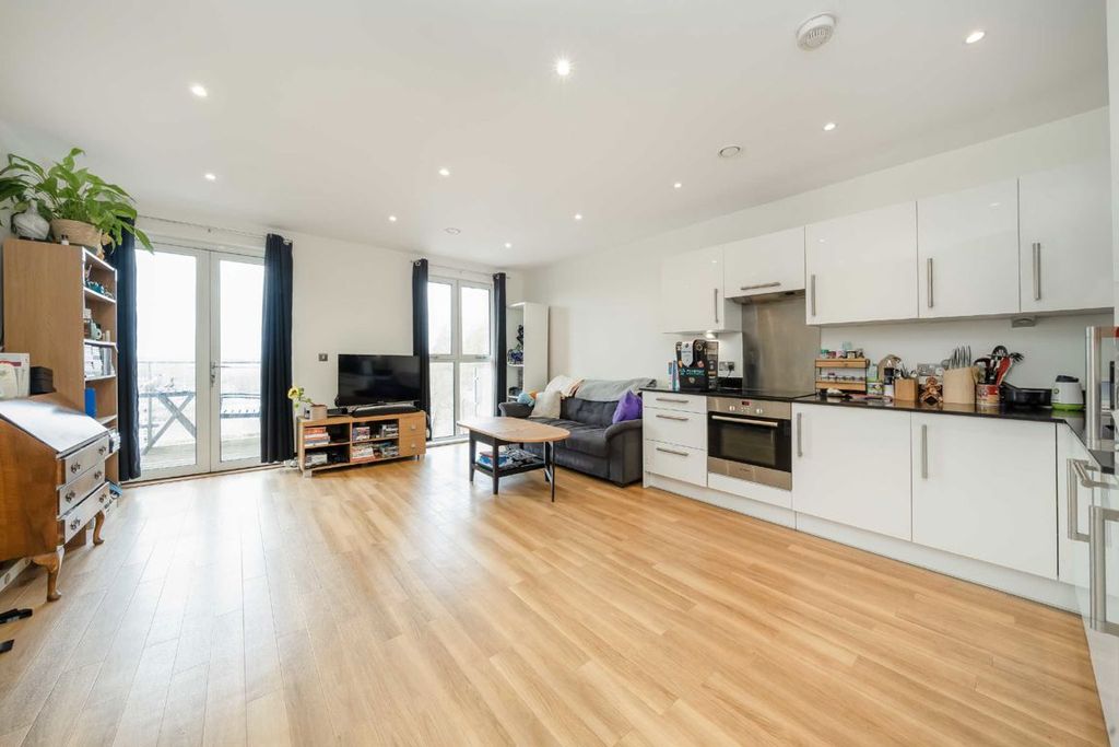 Property photo 2 of 4