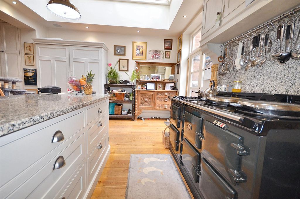 Property photo 3 of 27 Open Plan Living Room &amp; Kitchen