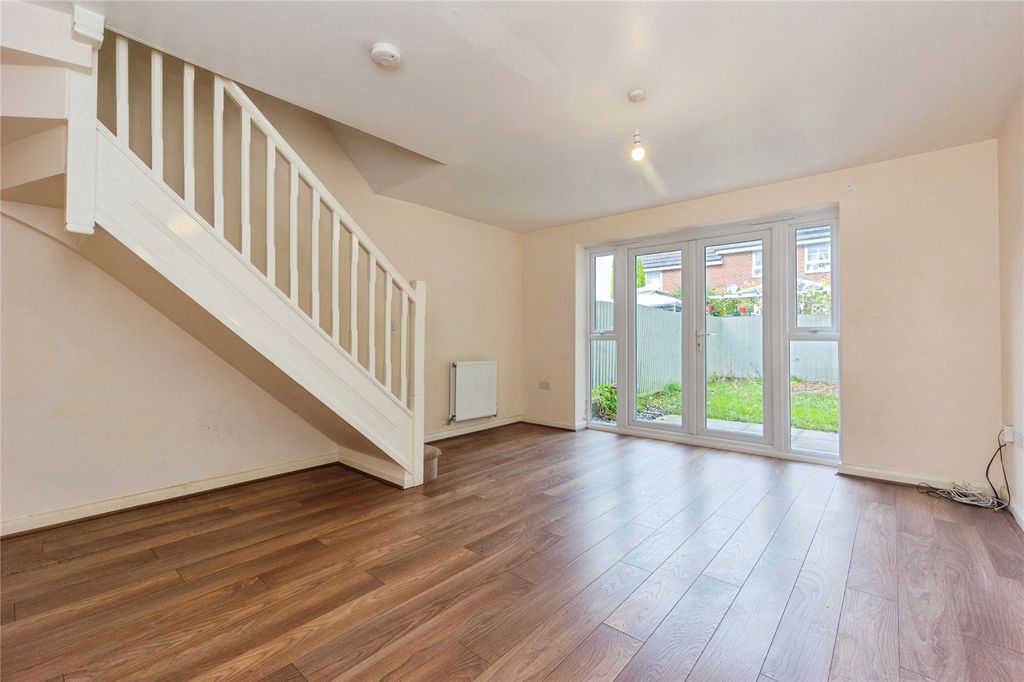 Property photo 3 of 17 Picture No. 11