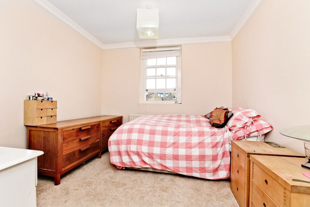 Property photo 3 of 8 One Bedroom Apart...