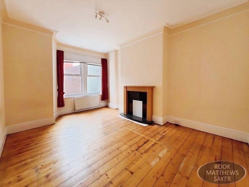 Property photo 3 of 15 Photo 12