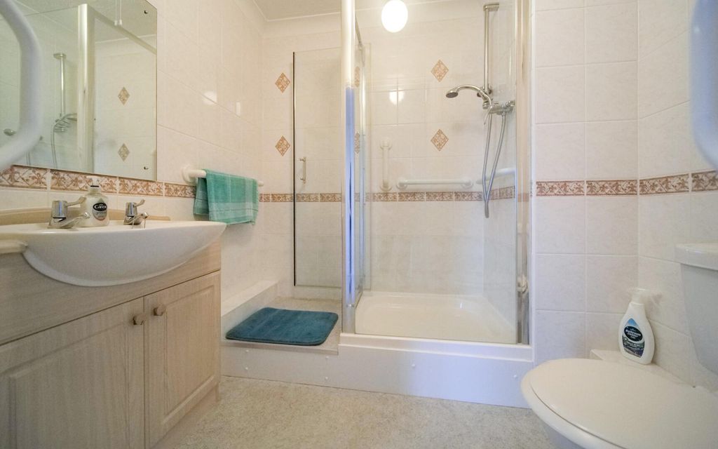 Additional image 9 of 1 bed property for saleGiffords Court, Melksham SN12