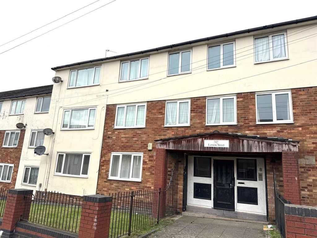 Property photo 1 of 8 7, 2 Lemon Street Exterior 2025.Jpg
