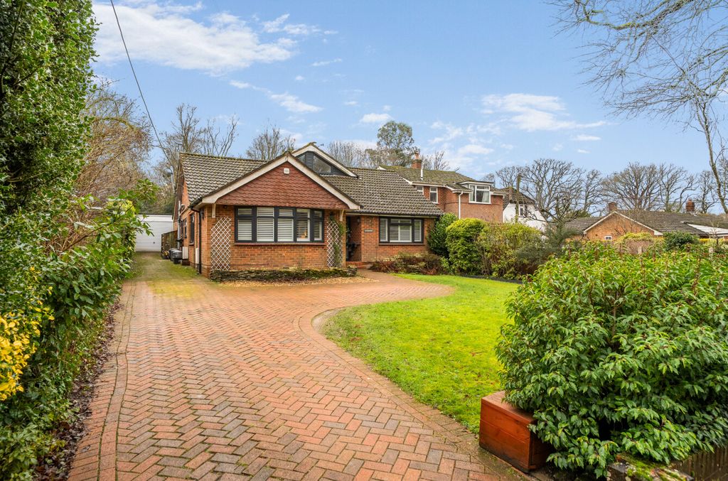 Property photo 2 of 20