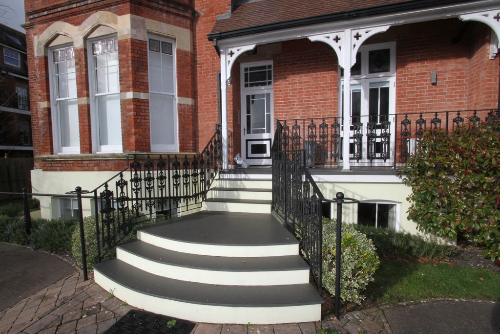 Additional image 14 of 3 bed flat for saleBolsover Road, Eastbourne BN20