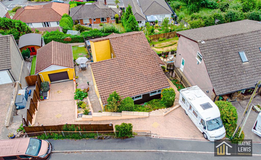 Property photo 1 of 59