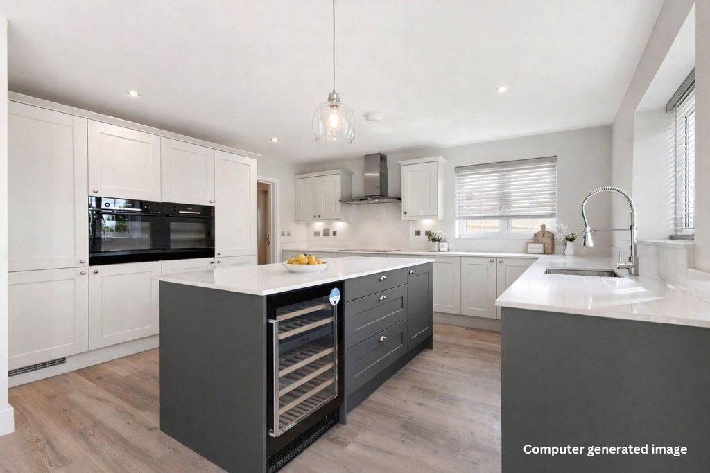 Property photo 3 of 6 Seymour Kitchen